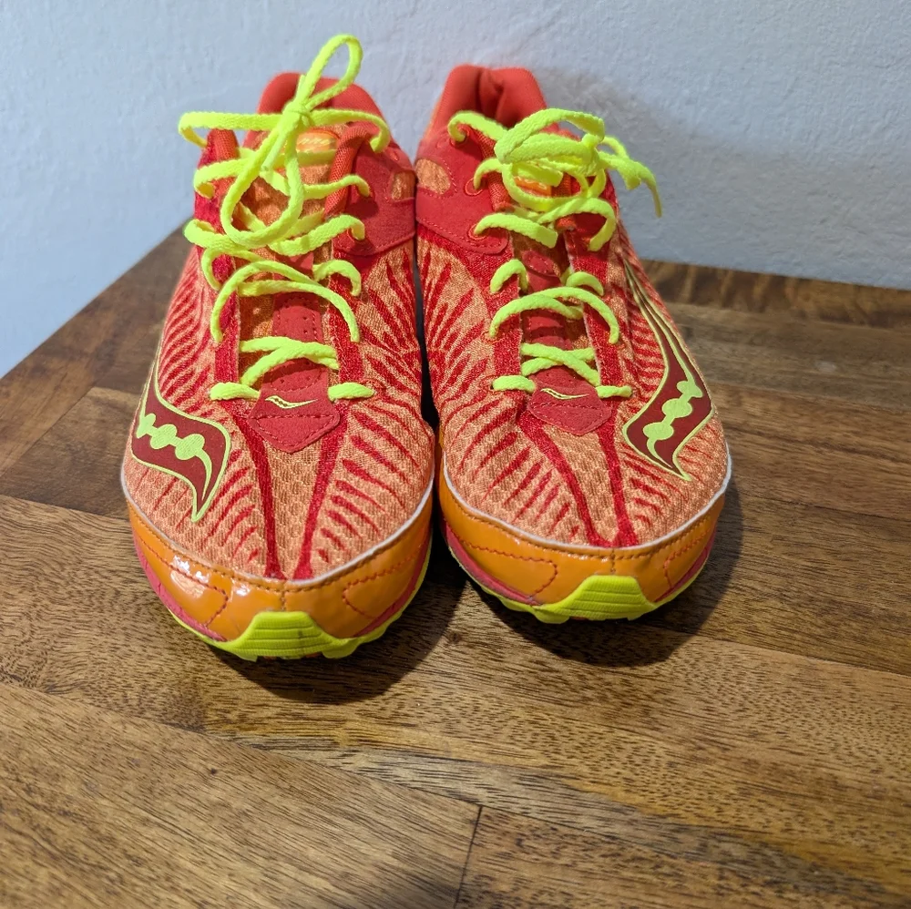 SAUCONY KILKENNY XC5 TRACK/SPIKE SHOES,MESH UPPER,SZ.10.5,ORANGE‎ COLOR
